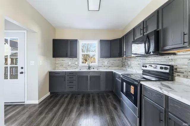 $210,000 | 707 Richmond Street, Kendallville, IN 46755