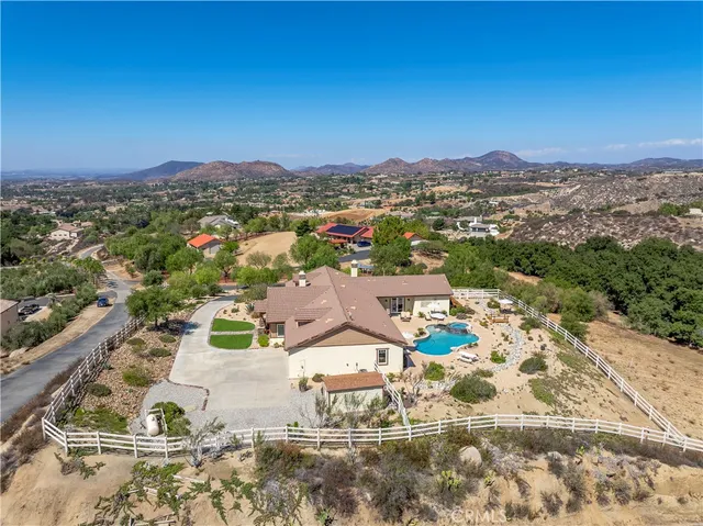 $1,695,000 | 39968-39968 Calle Breve, Temecula, CA 92592