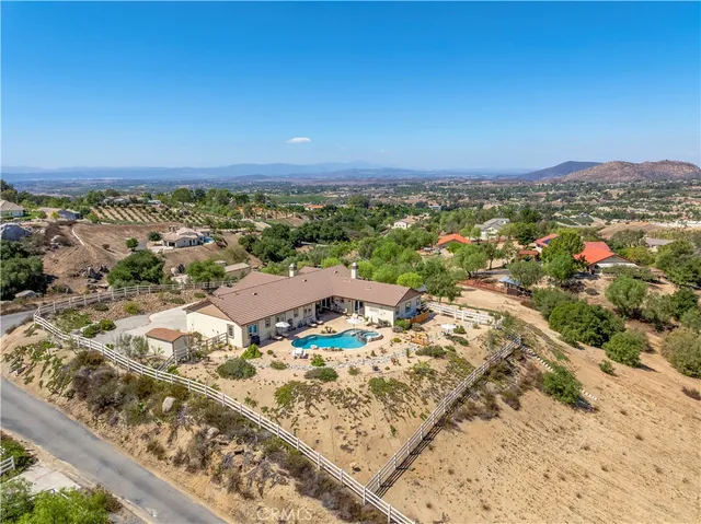 $1,695,000 | 39968-39968 Calle Breve, Temecula, CA 92592