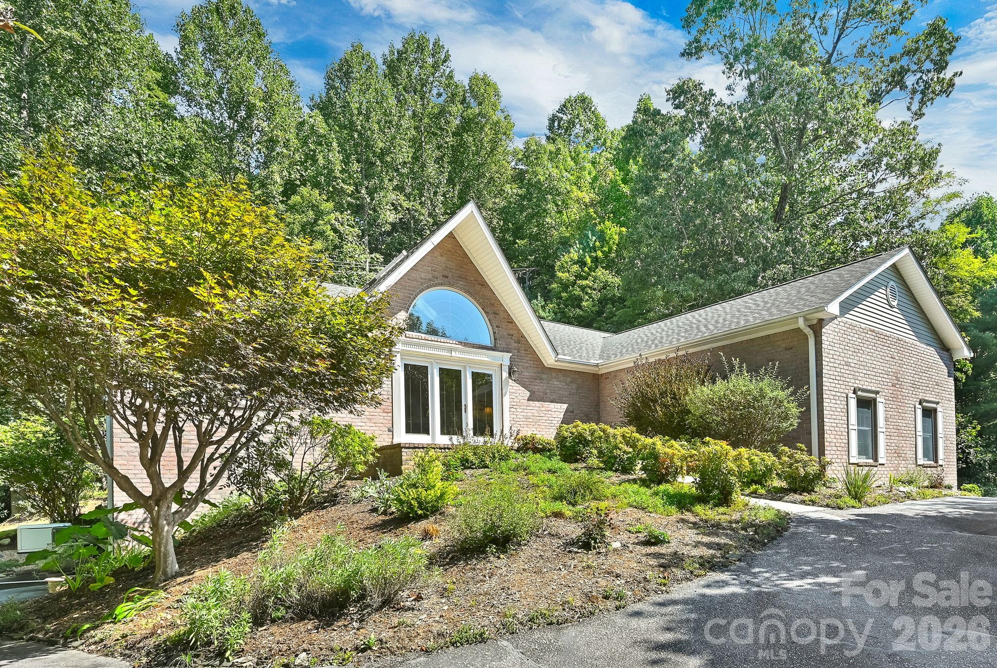 4311 Cove Loop Road Hendersonville, NC 28739 - Photo 2 of 47 Gallery Image 2