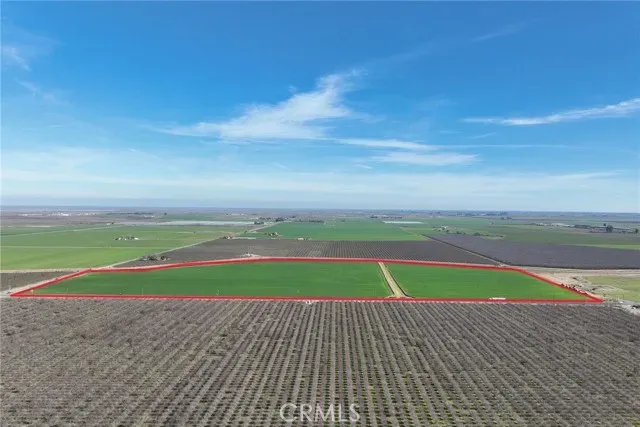 a view of an outdoor space and tennis court