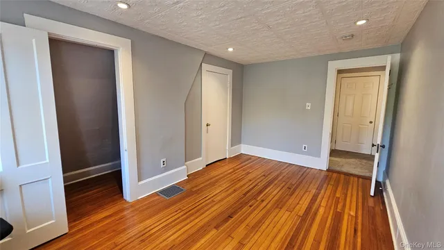 $1,800 | 130 Hortonville Main Street, Unit FRONT, Callicoon, NY 12723