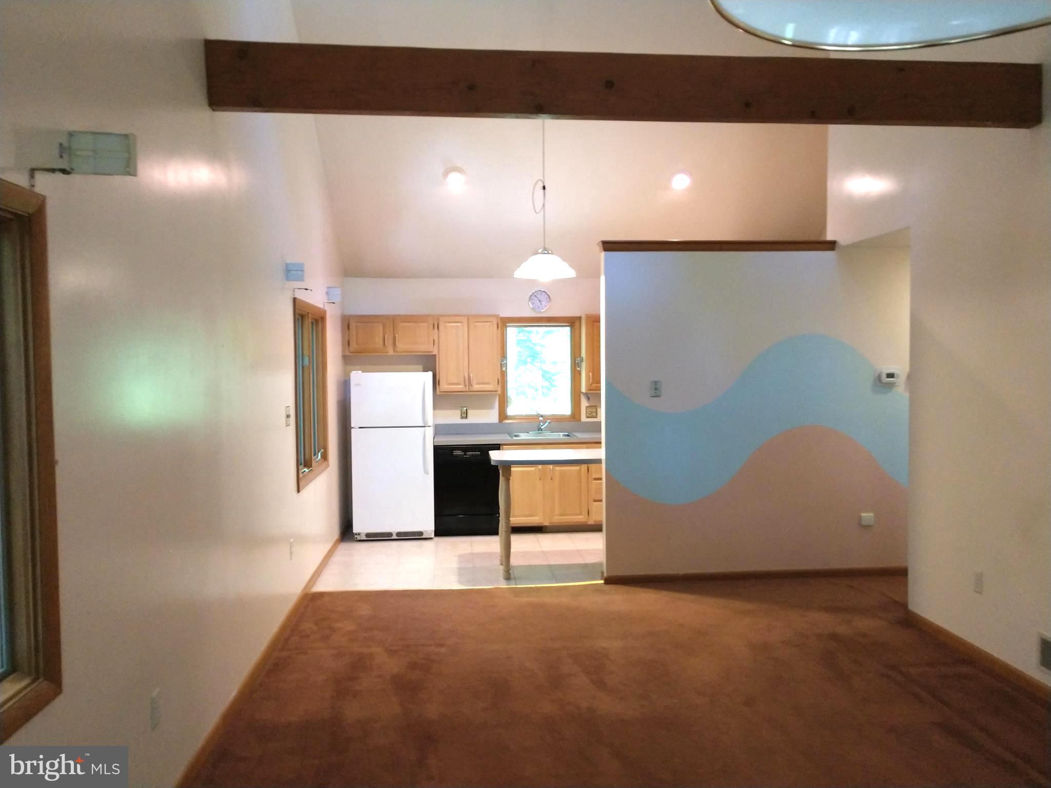 323 Mt Penn Road Reading, PA 19607 - Photo 23 of 75 In Law suite Great Room, Cathedral Ceiling