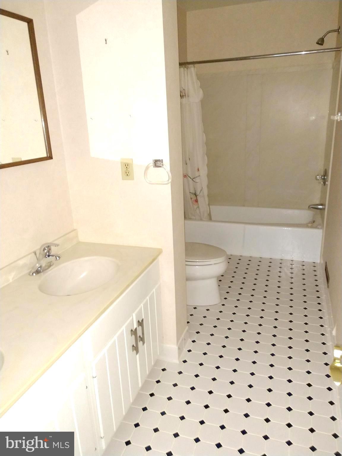 323 Mt Penn Road Reading, PA 19607 - Photo 35 of 75 2nd Floor tile Bath, double sink/vanity