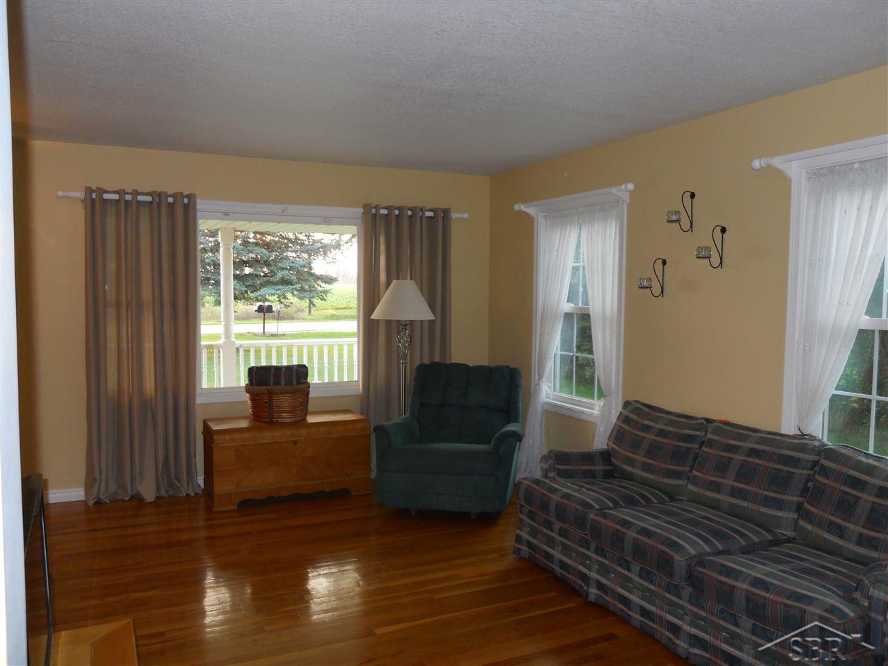 3283 South Kirk Road Vassar, MI 48768 - Photo 13 of 53 31261873-12.JPG