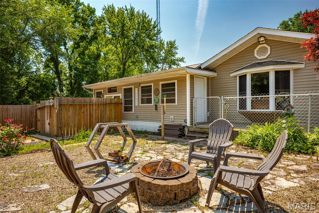 879 Old Quarry Trail Litchfield, IL 62056 - Photo 39 of 45