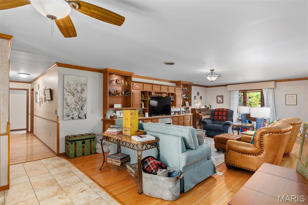 879 Old Quarry Trail Litchfield, IL 62056 - Photo 9 of 45