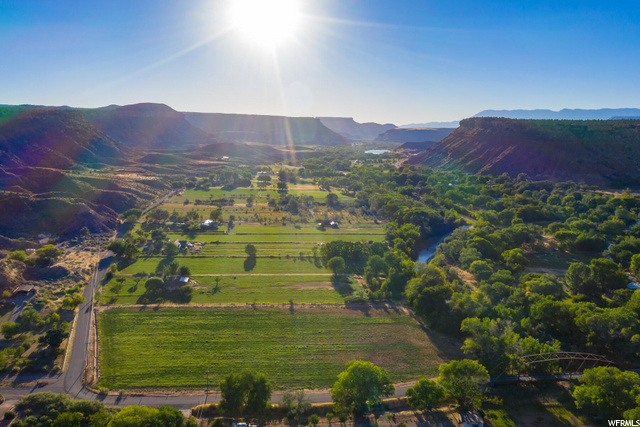 250 South Bridge Road Rockville, UT 84763 - Photo 8 of 35