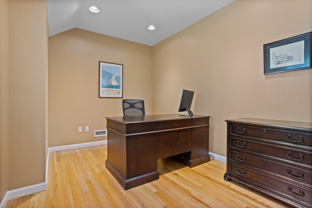32 Vose Hill Road Westford, MA 01886 - Photo 37 of 42 Gallery Image 37