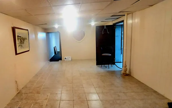 $319,900 | 1105 Assell Avenue, Aurora, IL 60505