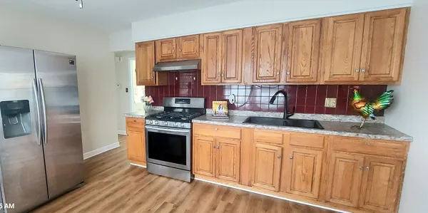$319,900 | 1105 Assell Avenue, Aurora, IL 60505