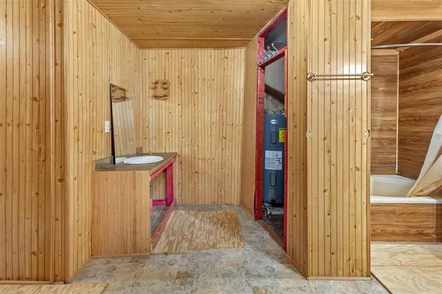 $135,000 | 103 Houssiere Lane, Jennings, LA 70546