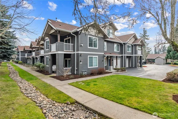 $299,000 | 10800 Southeast 17th Circle, Unit B18, Vancouver, WA 98664