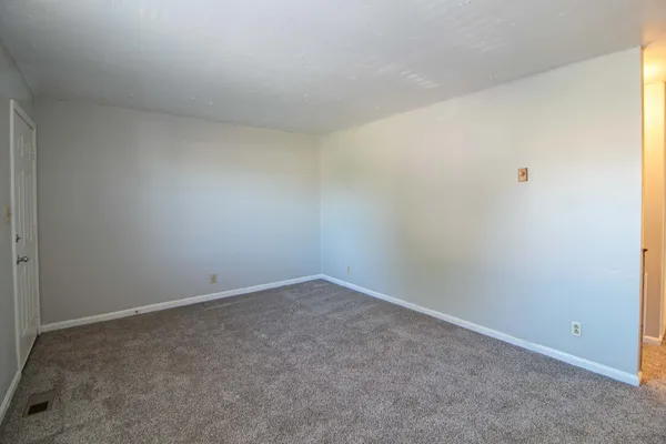 $780 | 811 Golf View Place, Unit D, Clarksville, TN 37043