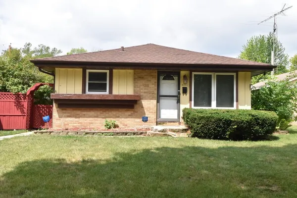 $185,000 | 4935 North 88th Street, Milwaukee, WI 53225
