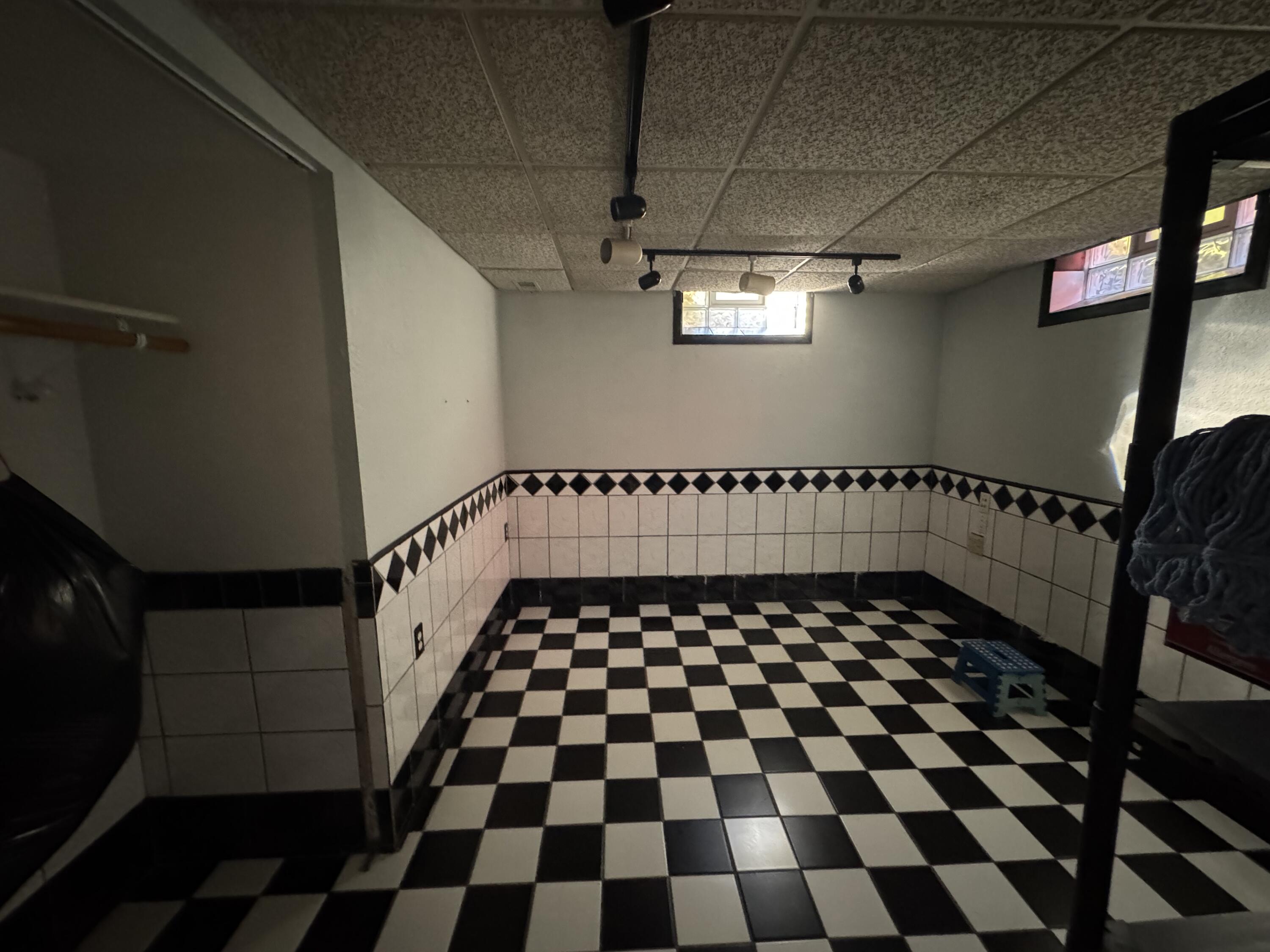 4935 North 88th Street Milwaukee, WI 53225 - Photo 15 of 19 IMG_1598