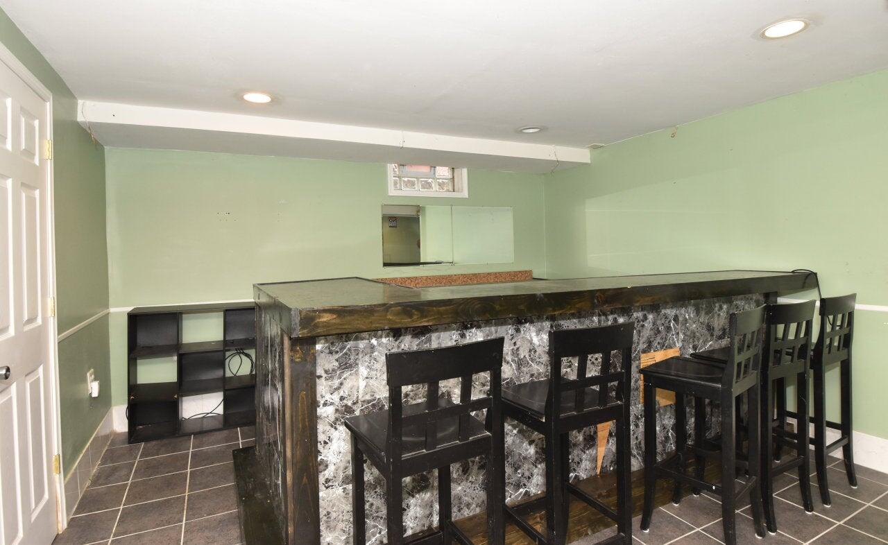 4935 North 88th Street Milwaukee, WI 53225 - Photo 10 of 19 20230707013735600453000000-o