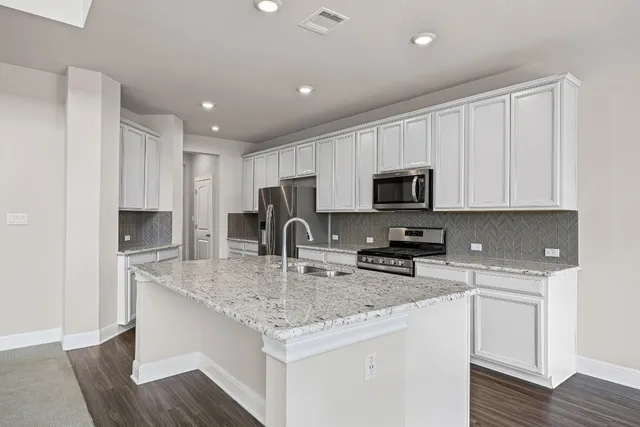 $3,100 | 187 Glass Mountain Way, Dripping Springs, TX 78620