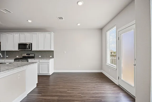 $3,100 | 187 Glass Mountain Way, Dripping Springs, TX 78620