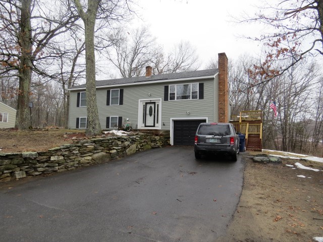 9 Garvin Road Derry, NH 03038 - Photo 1 of 25