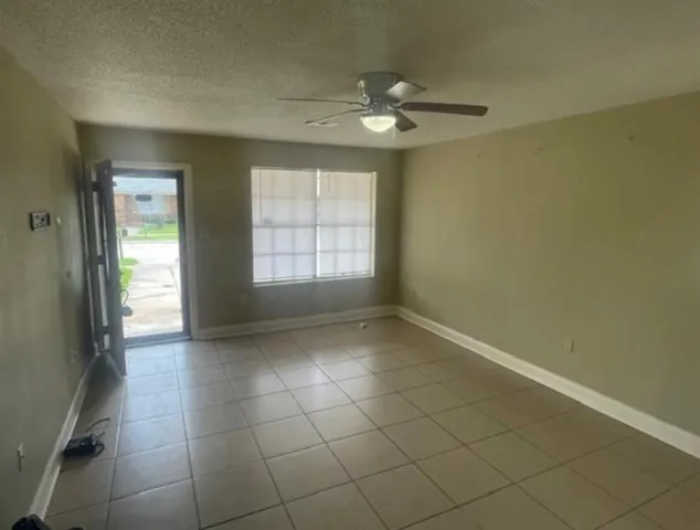 $1,100 | Undisclosed Address, New Orleans, LA 70127