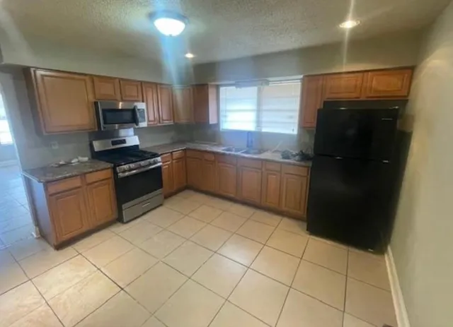 $1,100 | Undisclosed Address, New Orleans, LA 70127