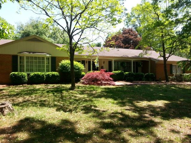 1206 Pinehurst Road Staunton, VA 24401 - Photo 1 of 17 Gallery Image 1