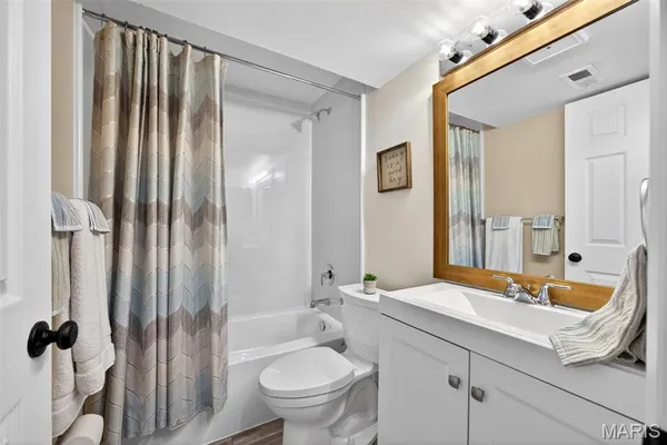 $228,775 | 1843 Tawny Ash Drive, St. Louis, MO 63146