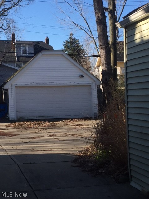 3046 East Overlook Road Cleveland, OH 44118 - Photo 16 of 16 Gallery Image 16