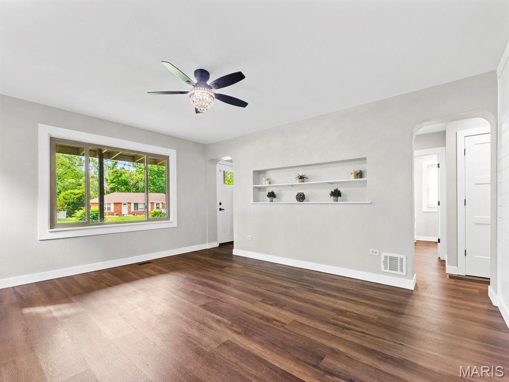 9915 N Road Fairview Heights, IL 62208 - Photo 10 of 44