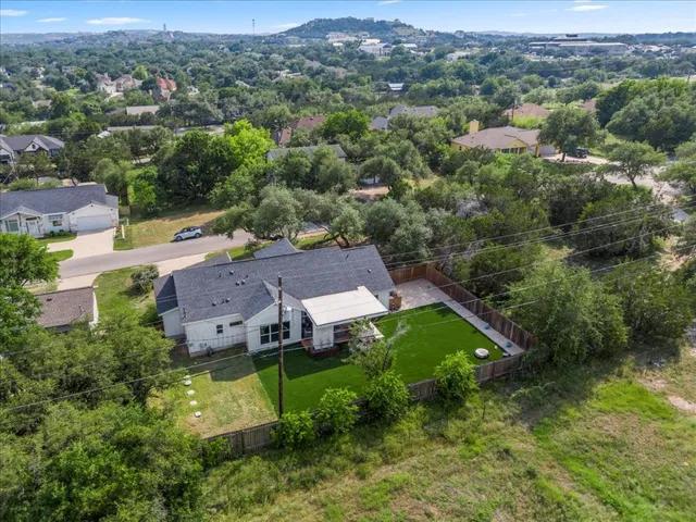 $519,000 | 15202 Cavalier Canyon Drive, Lakeway, TX 78734