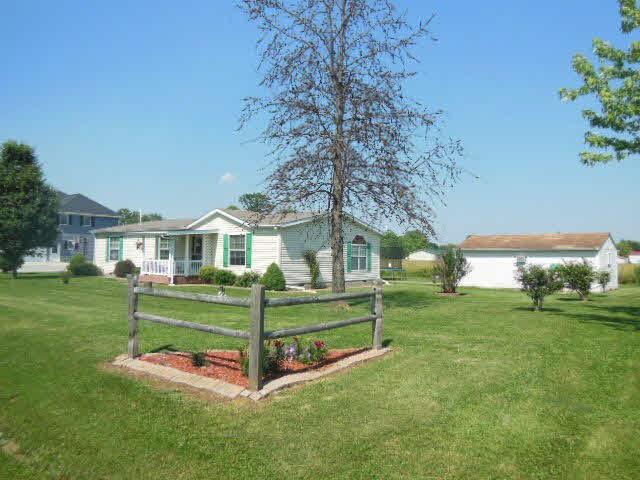 905 Sunset Road Southwest Clay City, IL 62824 - Photo 18 of 26 Gallery Image 18
