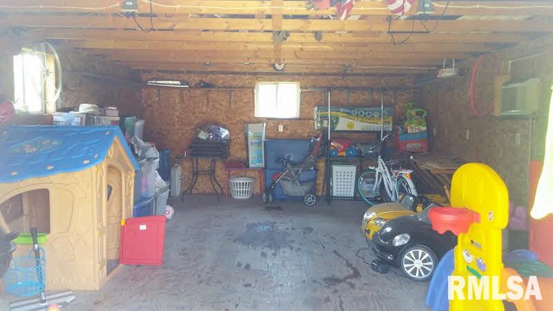 905 Sunset Road Southwest Clay City, IL 62824 - Photo 25 of 26 Gallery Image 25