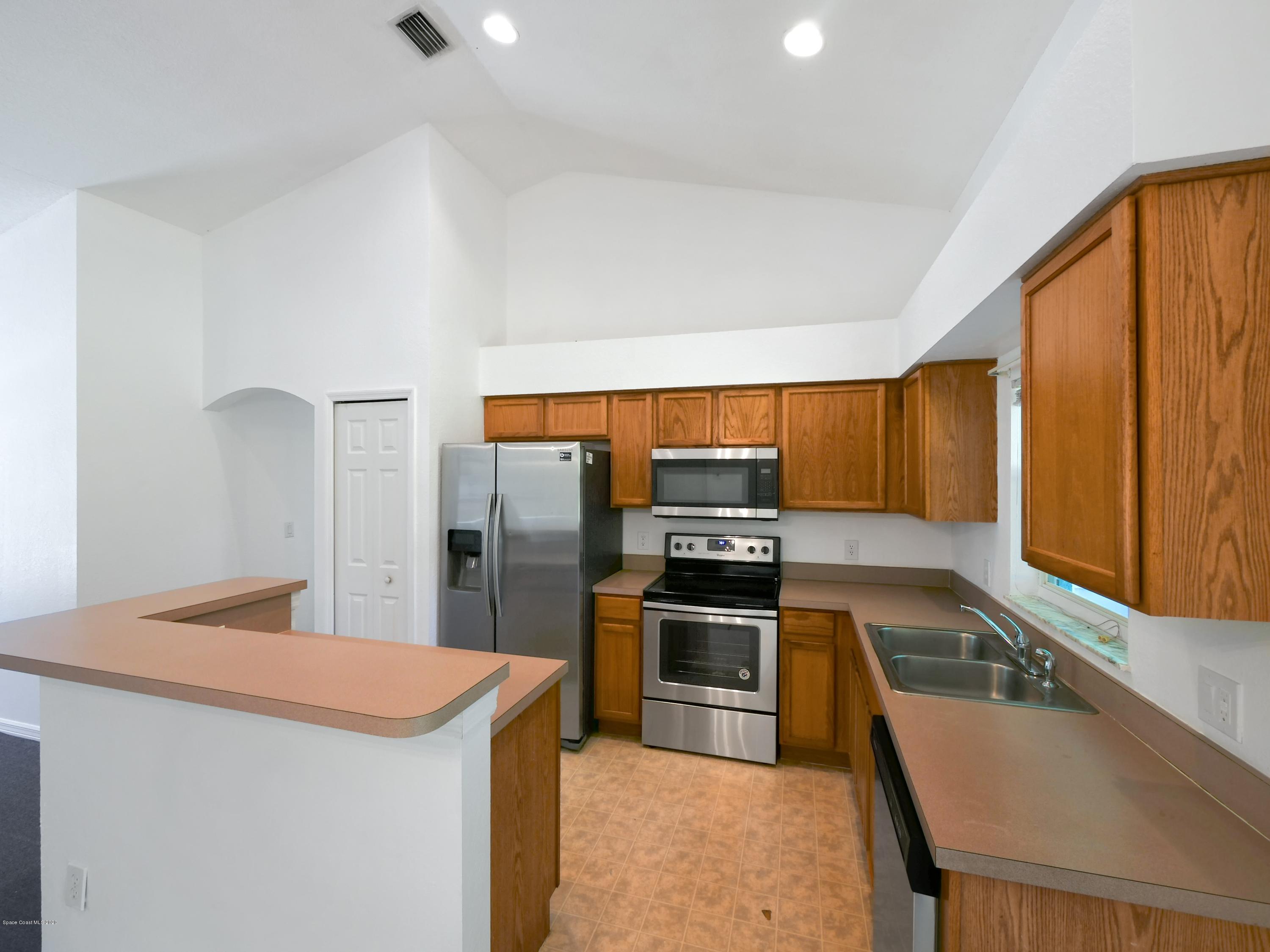 2963 Fears Road Southeast Palm Bay, FL 32909 - Photo 8 of 23 2963-fears-007