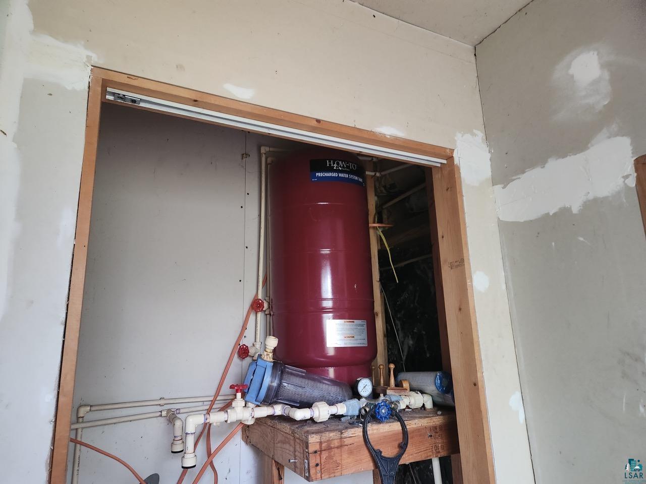 9152 Hakola Road Hibbing, MN 55746 - Photo 6 of 11