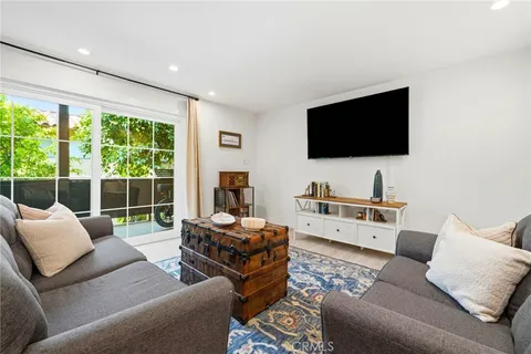 $759,000 | 214 Via Robina, Unit 4, San Clemente, CA 92672