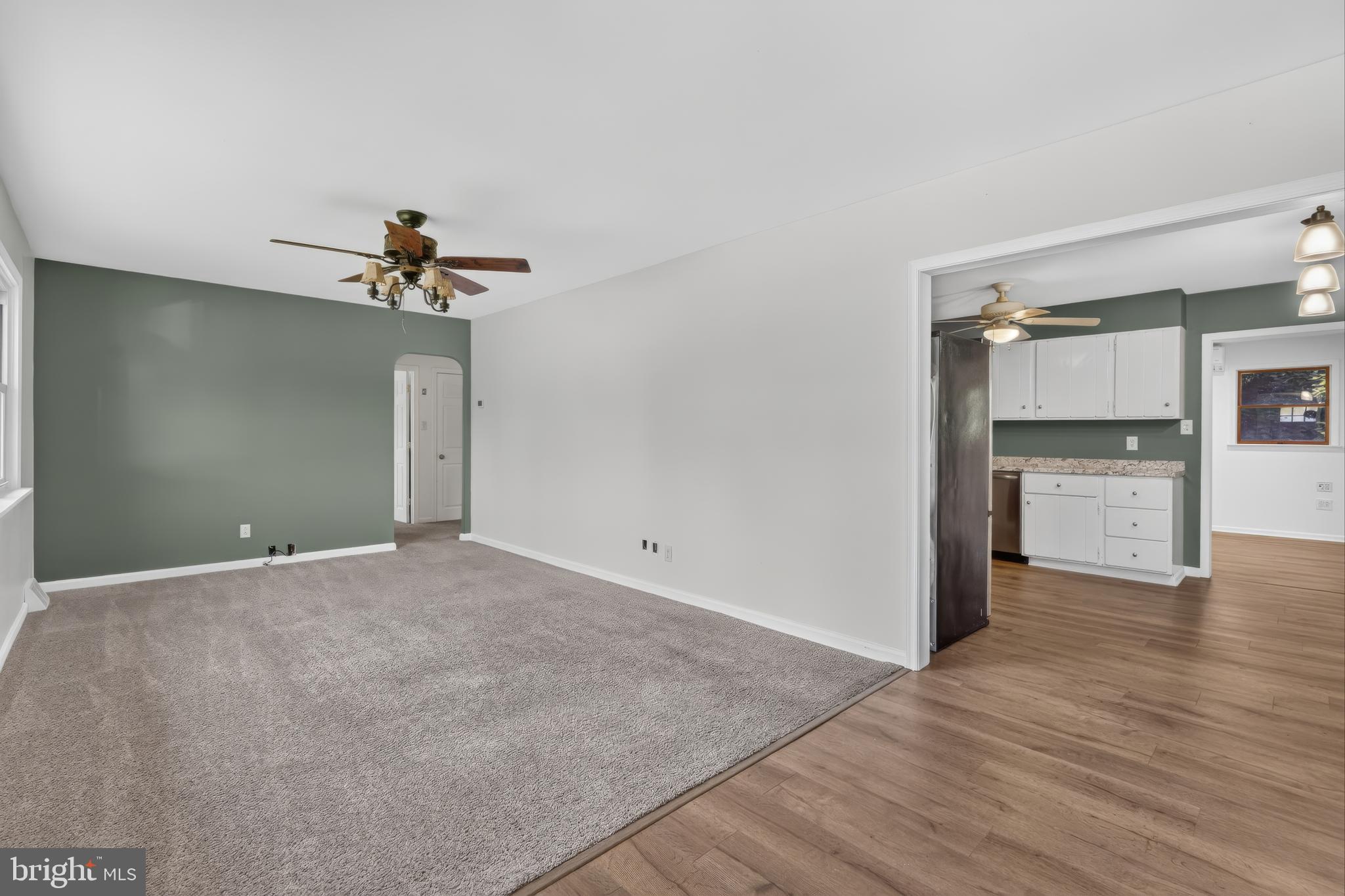 22 Kent Road Elkton, MD 21921 - Photo 2 of 30 Living Room