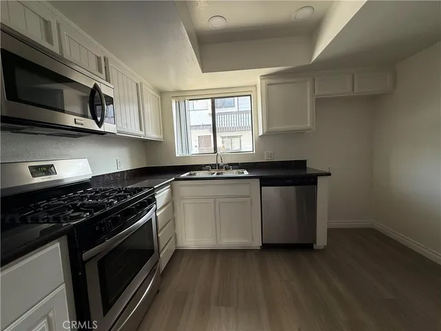 $2,895 | 5250 Colodny Drive, Unit 22, Agoura Hills, CA 91301