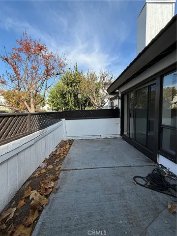 $2,895 | 5250 Colodny Drive, Unit 22, Agoura Hills, CA 91301