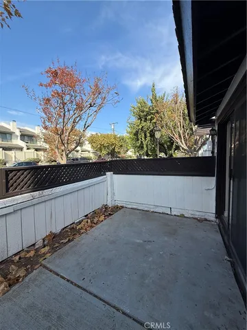 $2,895 | 5250 Colodny Drive, Unit 22, Agoura Hills, CA 91301