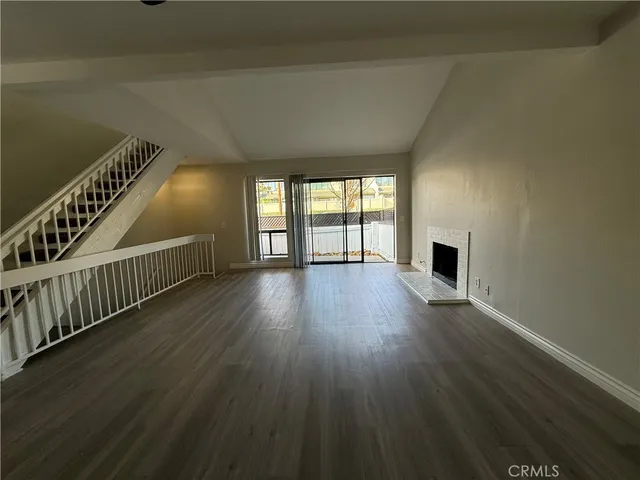 $2,895 | 5250 Colodny Drive, Unit 22, Agoura Hills, CA 91301