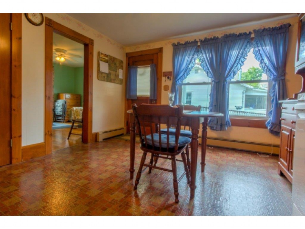 54 Washington Street Rochester, NH 03867 - Photo 11 of 22