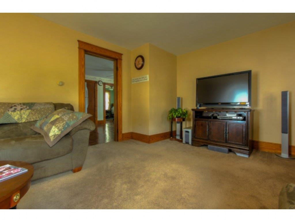 54 Washington Street Rochester, NH 03867 - Photo 16 of 22