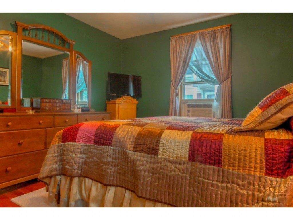 54 Washington Street Rochester, NH 03867 - Photo 19 of 22