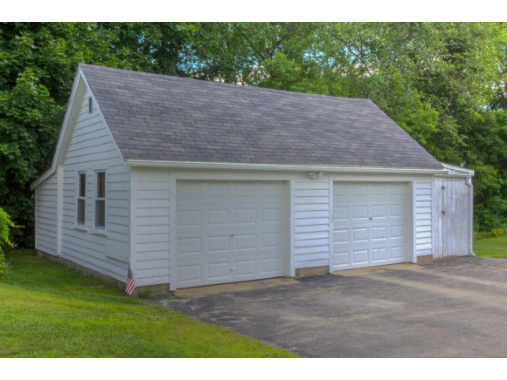 54 Washington Street Rochester, NH 03867 - Photo 10 of 22