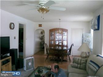 50 South Forklanding Road Maple Shade, NJ 08052 - Photo 3 of 7 Dining Room