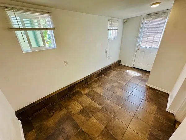 $2,200 | 705 North Ditmar Street, Unit 2, Oceanside, CA 92054