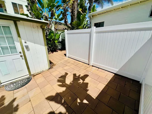 $2,200 | 705 North Ditmar Street, Unit 2, Oceanside, CA 92054