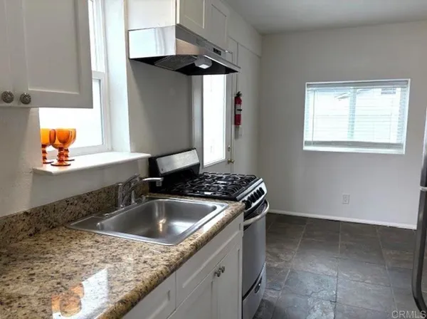 $2,200 | 705 North Ditmar Street, Unit 2, Oceanside, CA 92054