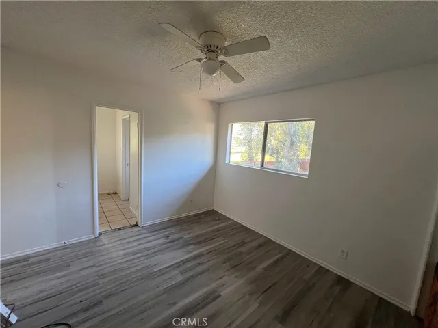 $1,925 | 32942 Perret Boulevard, Lake Elsinore, CA 92530